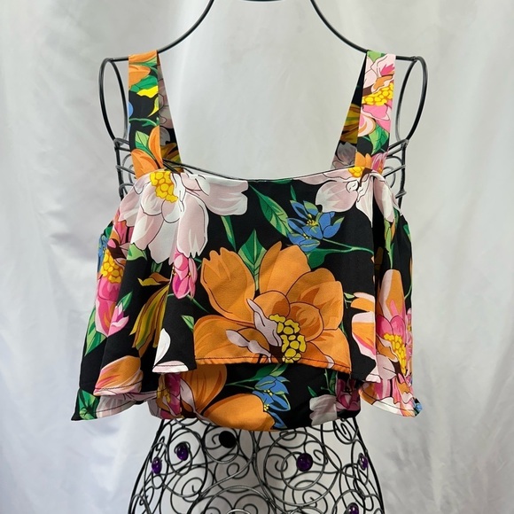 Lulus Tops - Lulu's floral flowy tiered cropped tank size S